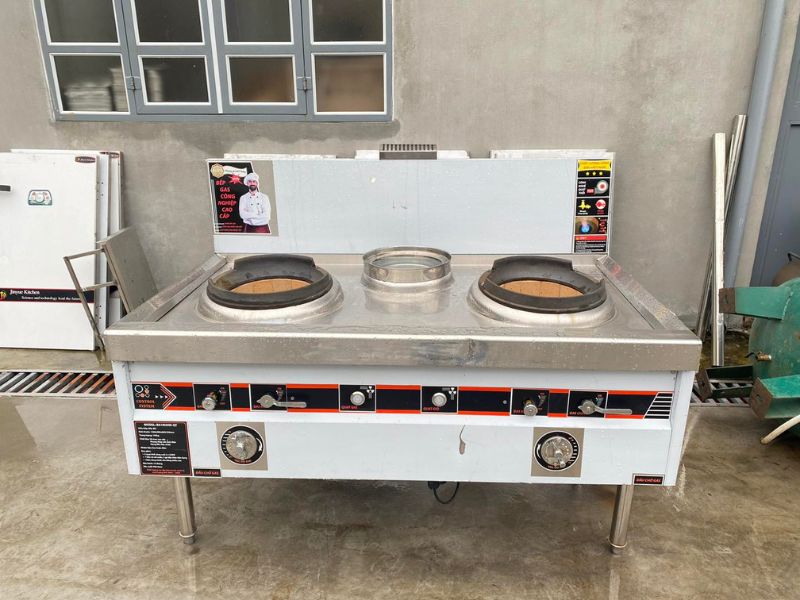 Bếp gas xào công nghiệp