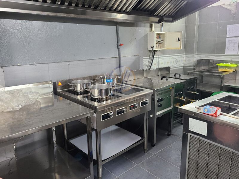 Bếp từ công nghiệp 4 mặt (3)