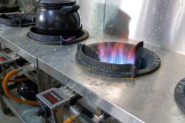 Hướng dẫn tự bảo trì bếp công nghiệp tại nhà