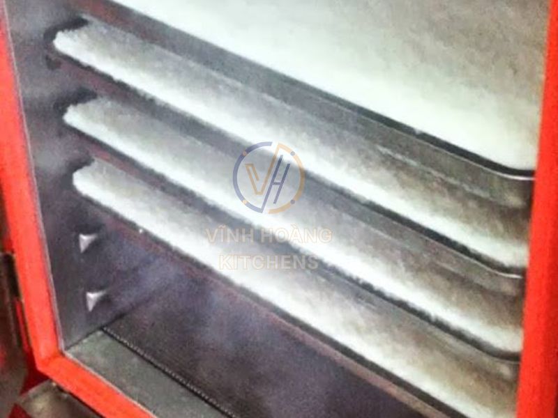 Cơm nấu từ tủ cơm công nghiệp Vĩnh Hoàng Kitchens