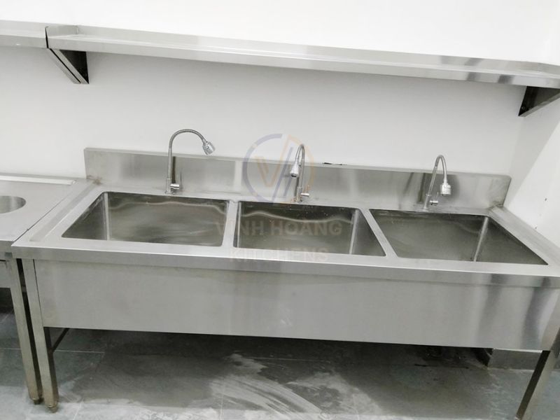 Ưu điểm nổi bật của chậu rửa công nghiệp 3 hố