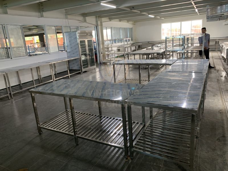 Vĩnh Hoàng Kitchens chuyên sản xuất và cung cấp các thiết bị inox công nghiệp