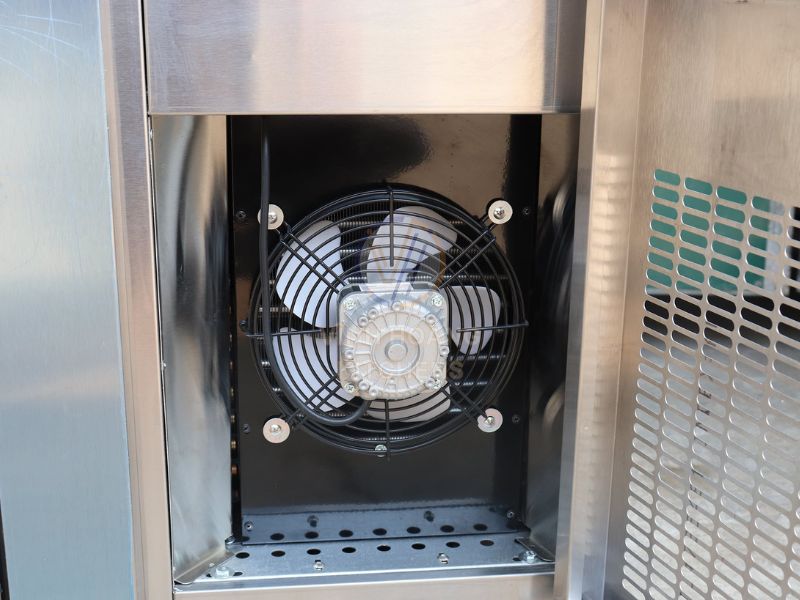 Quạt tản nhiệt của bàn mát