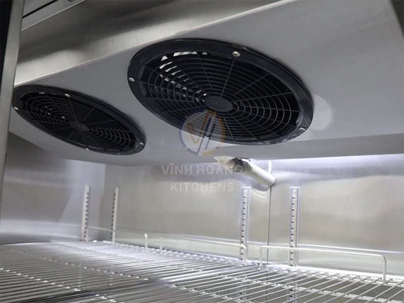 Được làm lạnh bằng cơ chế quạt gió