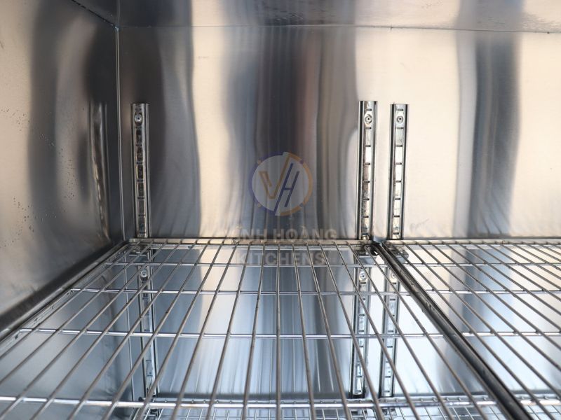 Lựa chọn tủ sử dụng 100% chất liệu bằng Inox 304
