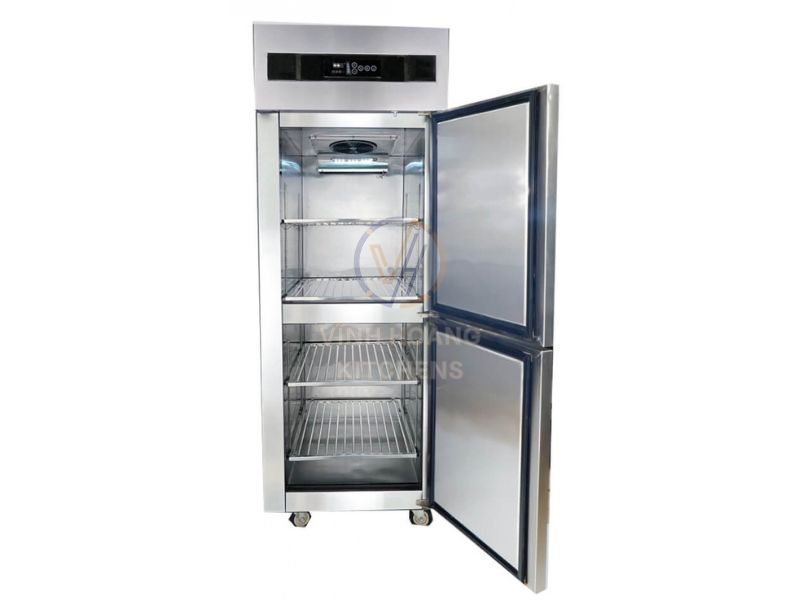 Tủ đông công nghiệp sẽ có loại 2 cánh, 4 cánh và 6 cánh