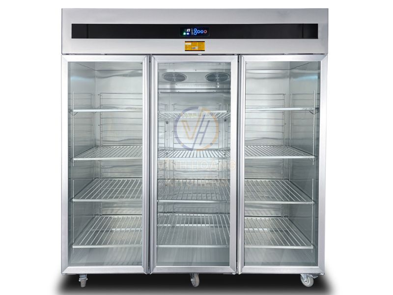 Tủ mát trưng bày 3 cánh kính V-TM3CK