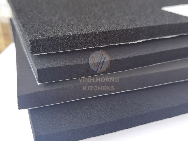 Đặt thêm chân đệm cao su chống rung