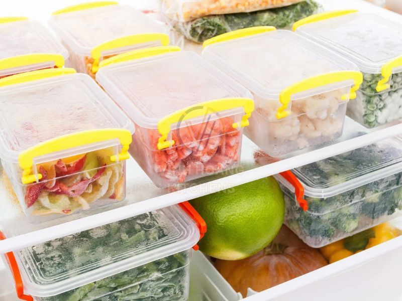 Sử dụng hộp kín để bảo quản thực phẩm