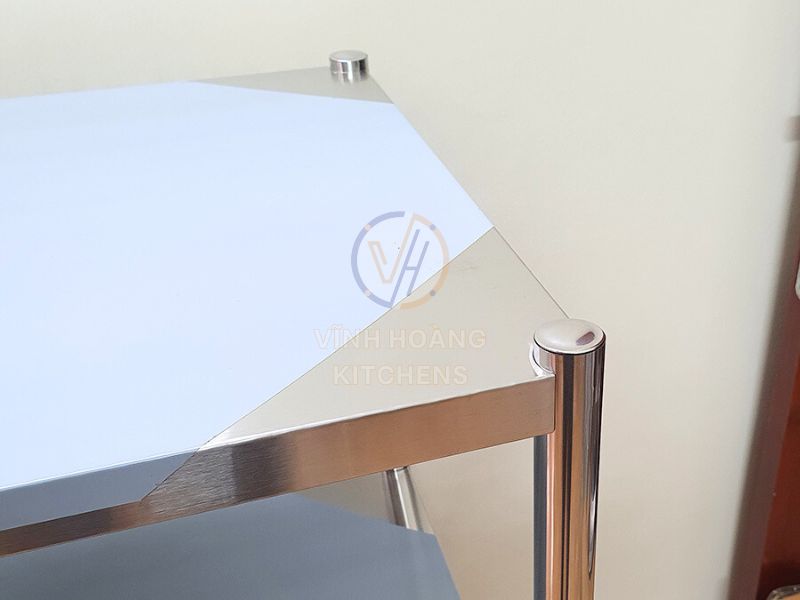 Gắn trụ đứng vào kệ