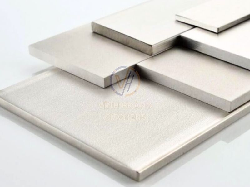 Tiến hành kiểm tra độ dày trước khi xử lý