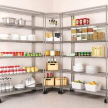 5 lý do nên chọn kệ inox có bánh xe