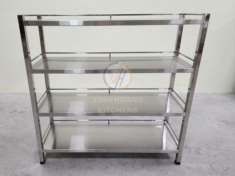 Nên lựa chọn kệ được làm bằng inox 304