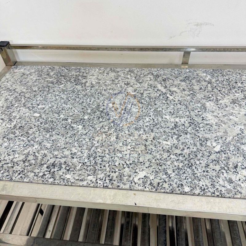 Kệ mặt đá hoa cương dày