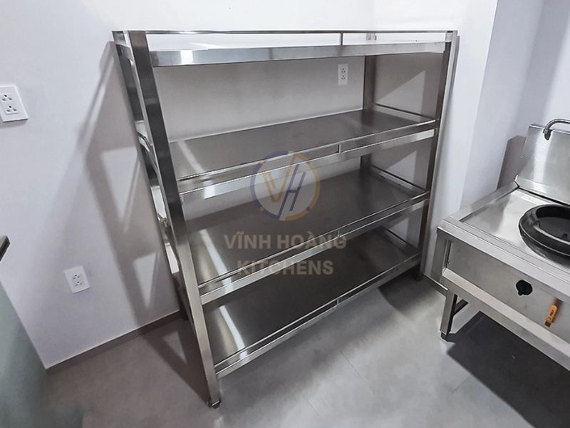 Kệ inox 201 nên sử dụng trong kho hàng