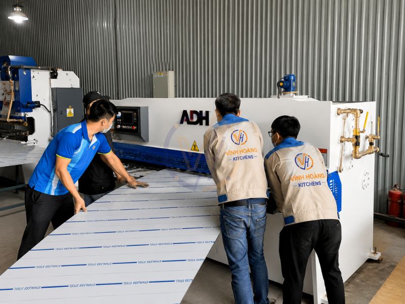 Sử dụng công nghệ cắt CNC chính xác đến 100%